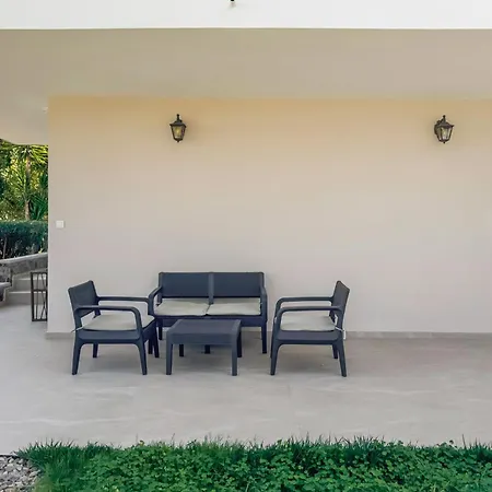 Villa Pano Stalós